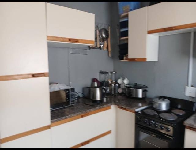 2 BEDROOM PROPERTY TO RENT IN PROTEA GLEN